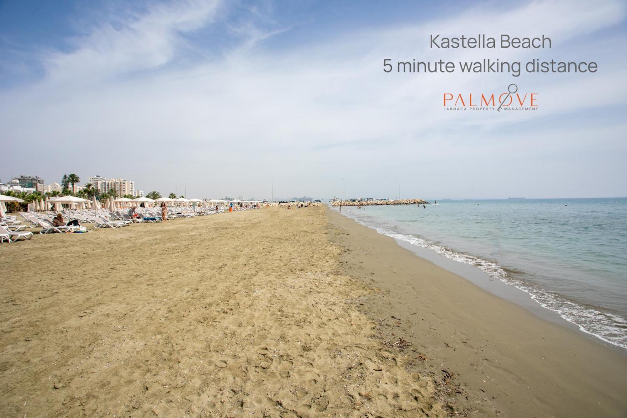 Palmove Luxurious Beachfront Apt Larnaca Exterior foto